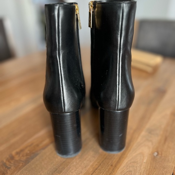 Michael Kors boots - Picture 7 of 10